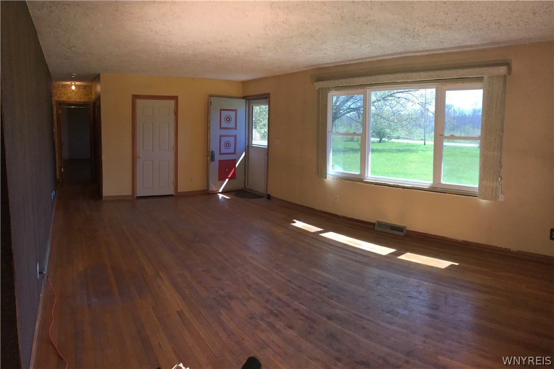 1187 Cain Road Evans, NY 14006 - Photo 6 of 21