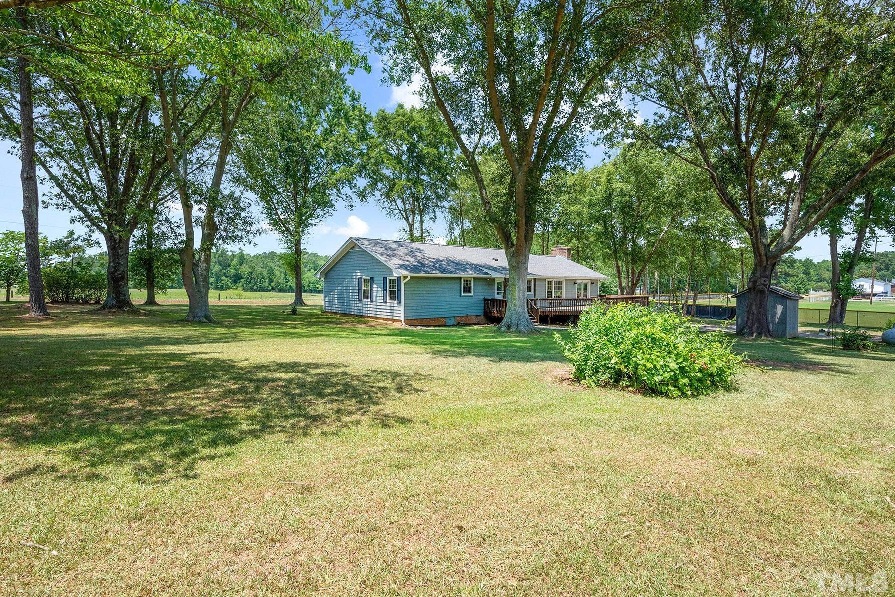 623 Grill Road Clayton, NC 27520 - Photo 11 of 35 Gallery Image 11