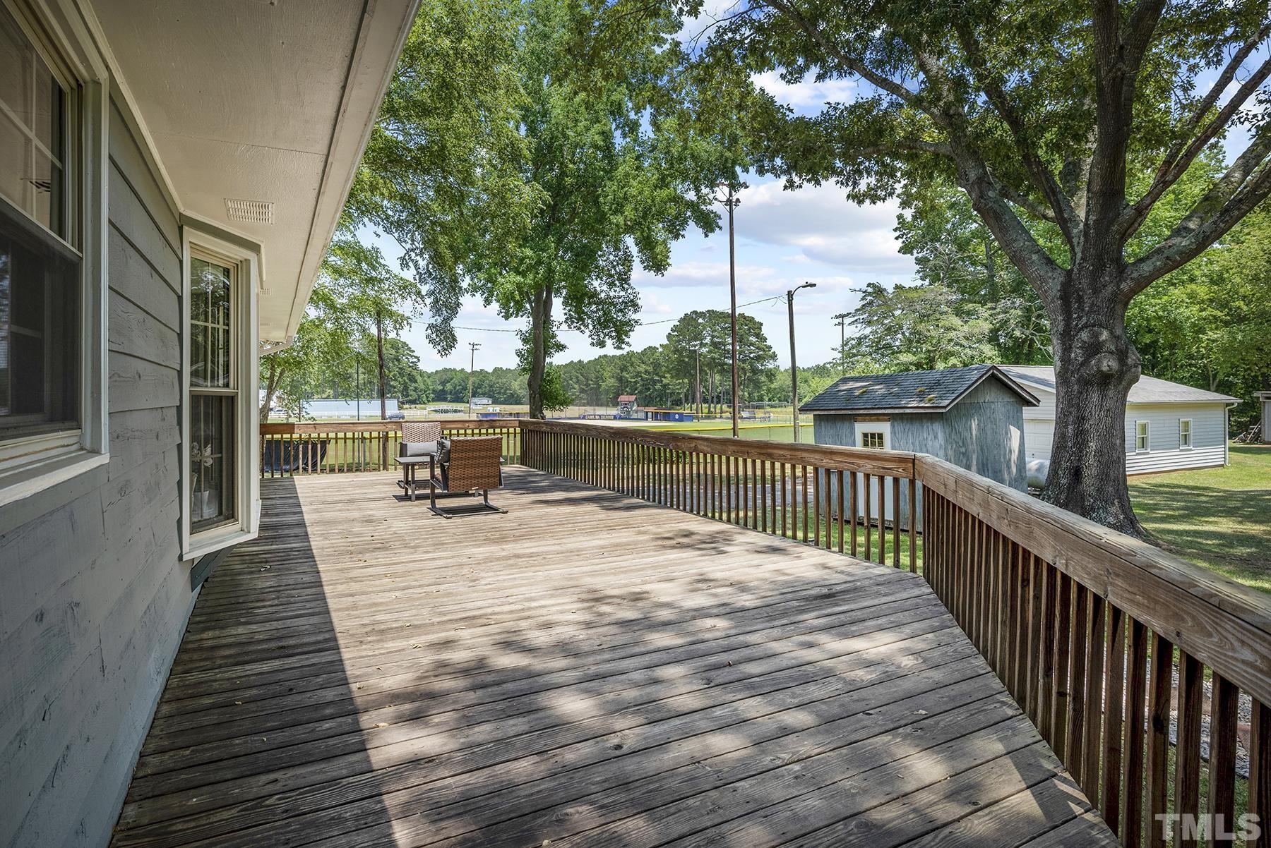 623 Grill Road Clayton, NC 27520 - Photo 12 of 35 Gallery Image 12