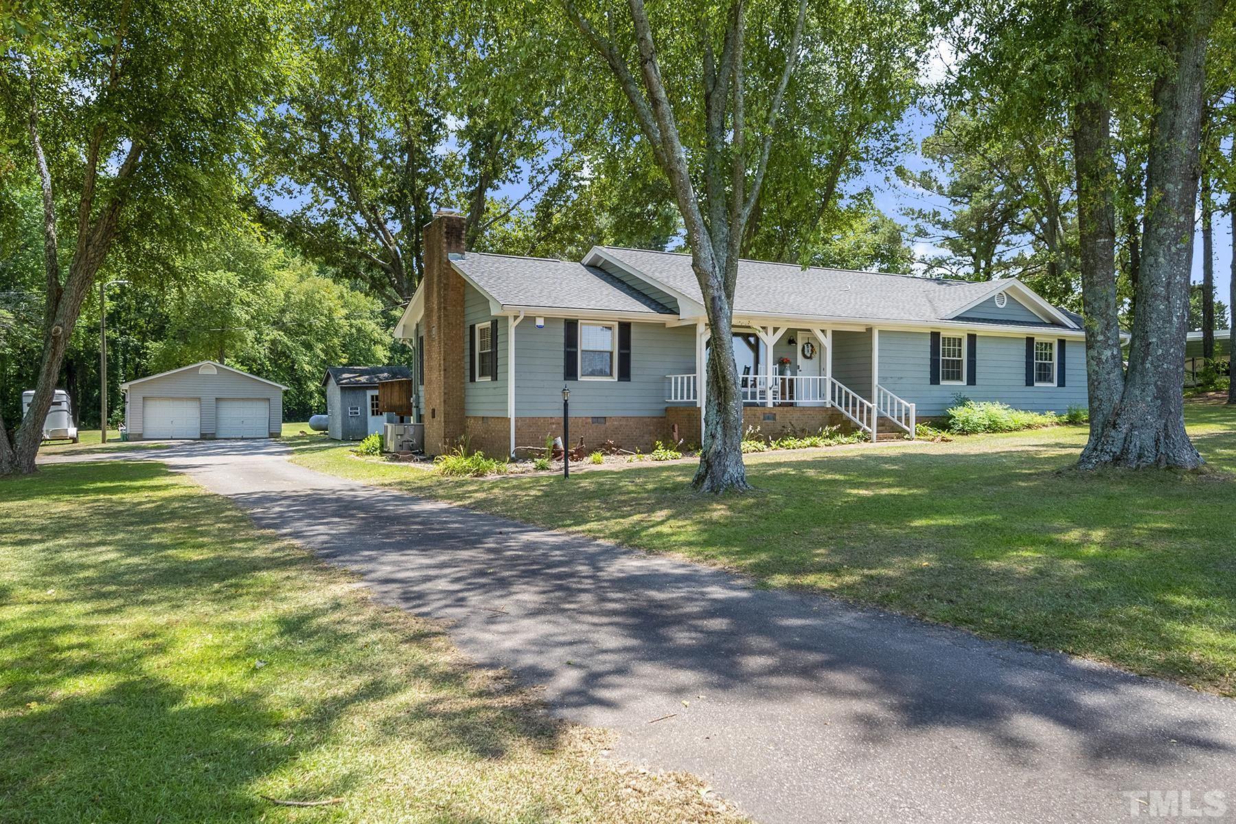 623 Grill Road Clayton, NC 27520 - Photo 3 of 35 Gallery Image 3