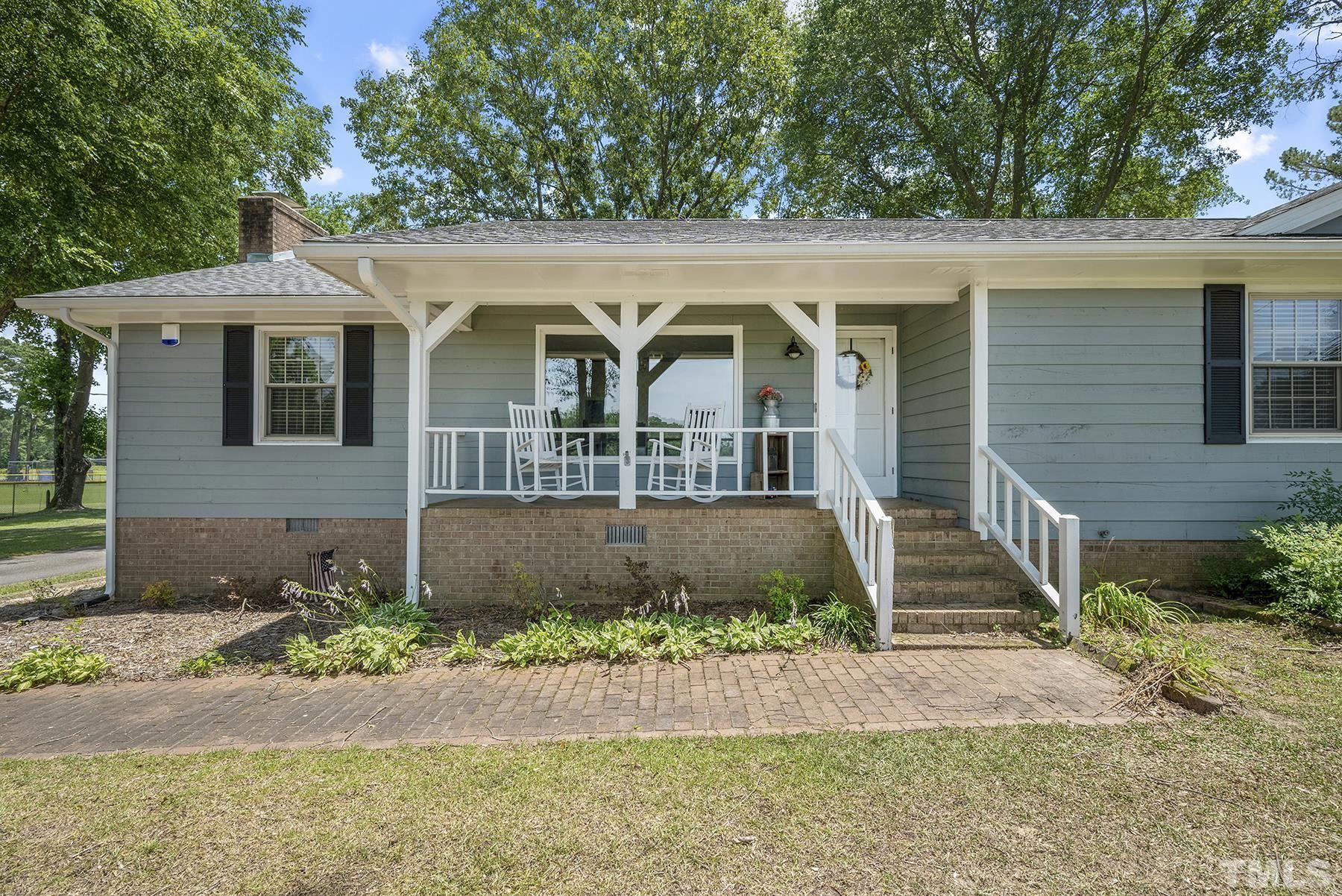 623 Grill Road Clayton, NC 27520 - Photo 4 of 35 Gallery Image 4