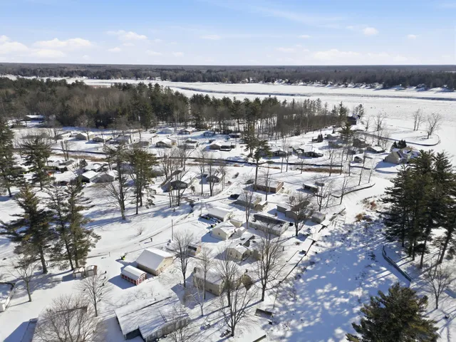 $244,500 | 5184 Pleasant Drive, Beaverton, MI 48612