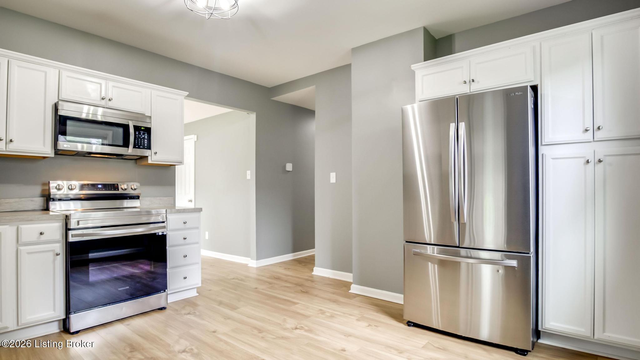 634 Country Club Road Louisville, KY 40206 - Photo 22 of 35 Kitchen