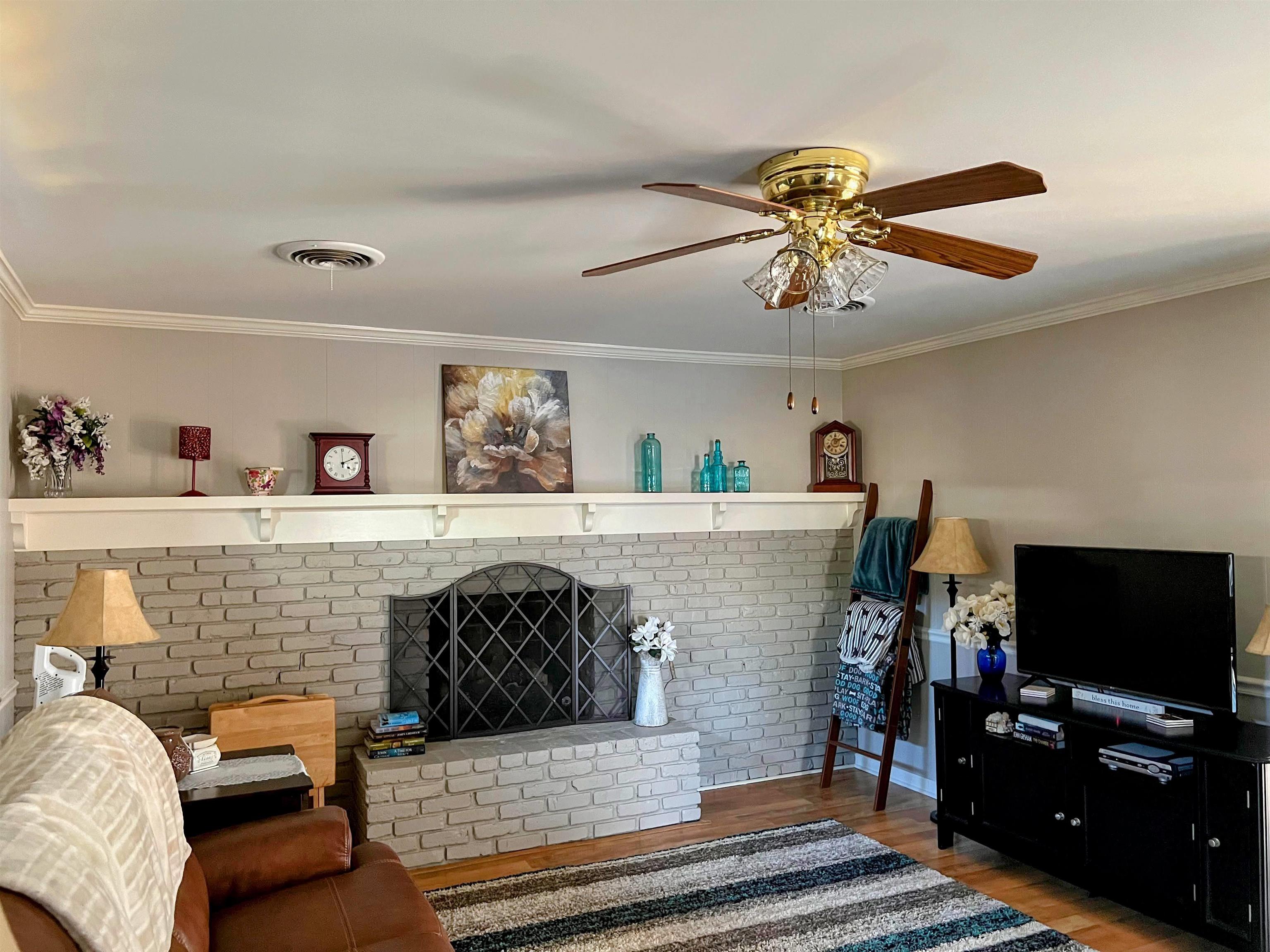 5049 Quince Road Memphis, TN 38117 - Photo 3 of 37 Gallery Image 3