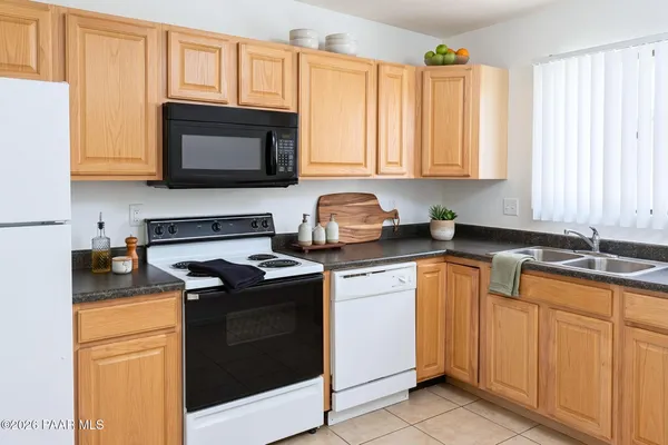 $1,200 | 352 West Delano Street, Unit 1, Tucson, AZ 85705