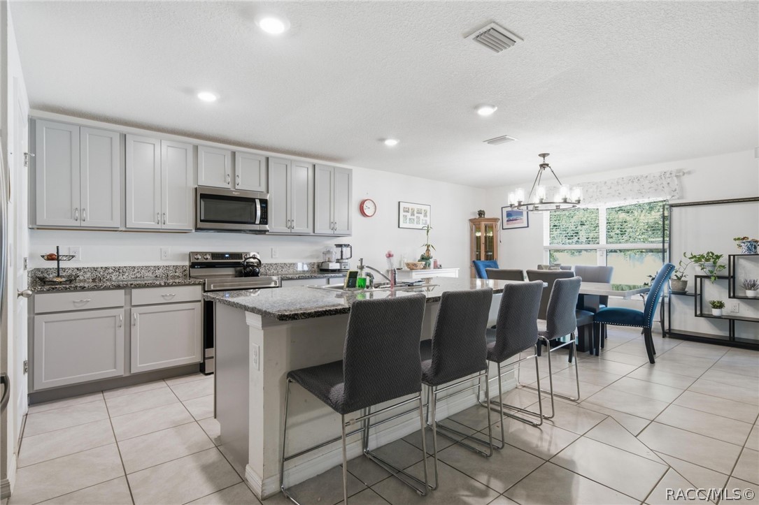 6421 Southeast 7th Street Road Ocala, FL 34472 - Photo 13 of 39 Gallery Image 13