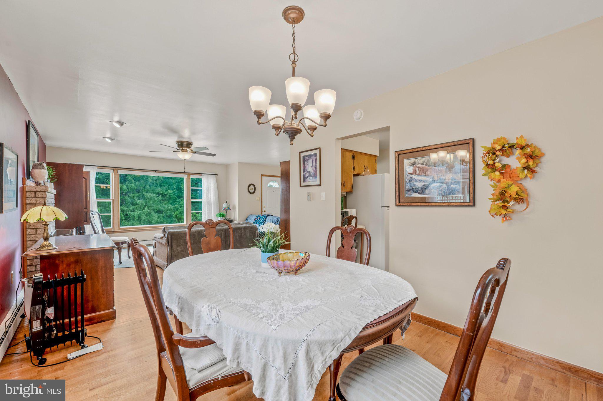381 Grove Heights Road Berkeley Springs, WV 25411 - Photo 13 of 48 Dining Room