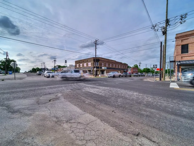 $875,000 | 12530 Doyle Road, Krum, TX 76249