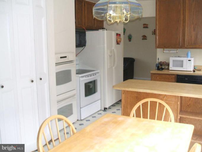 12901 River Ridge Place Laurel, MD 20708 - Photo 6 of 27 Kitchen #3