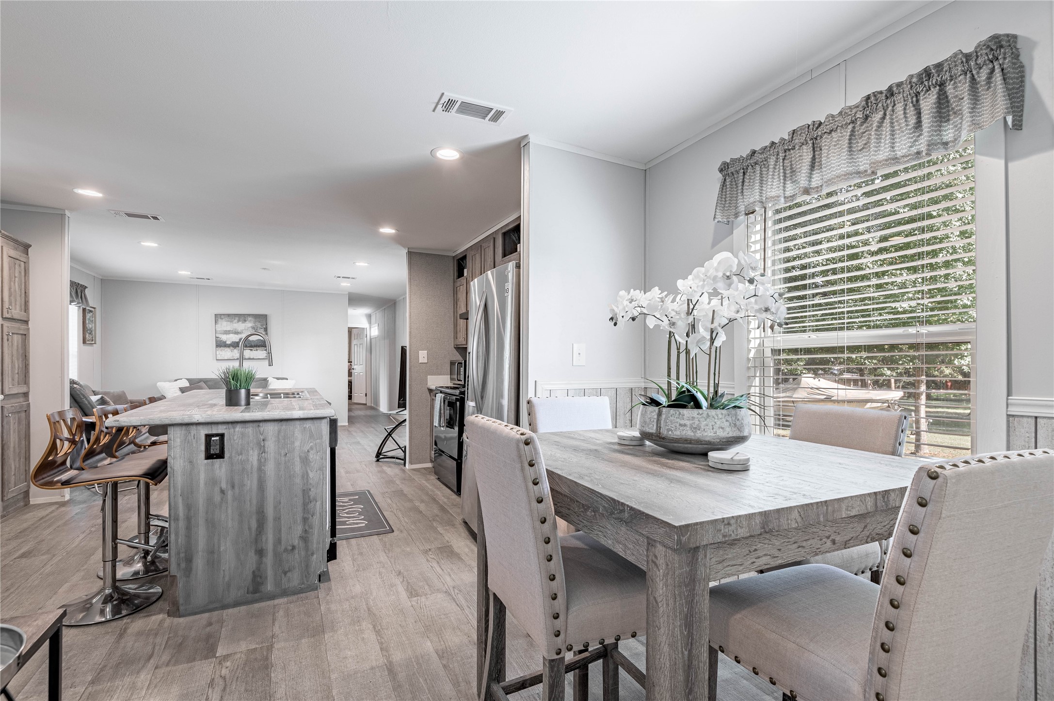 844 Harbor Point Drive Trinity, TX 75862 - Photo 13 of 32