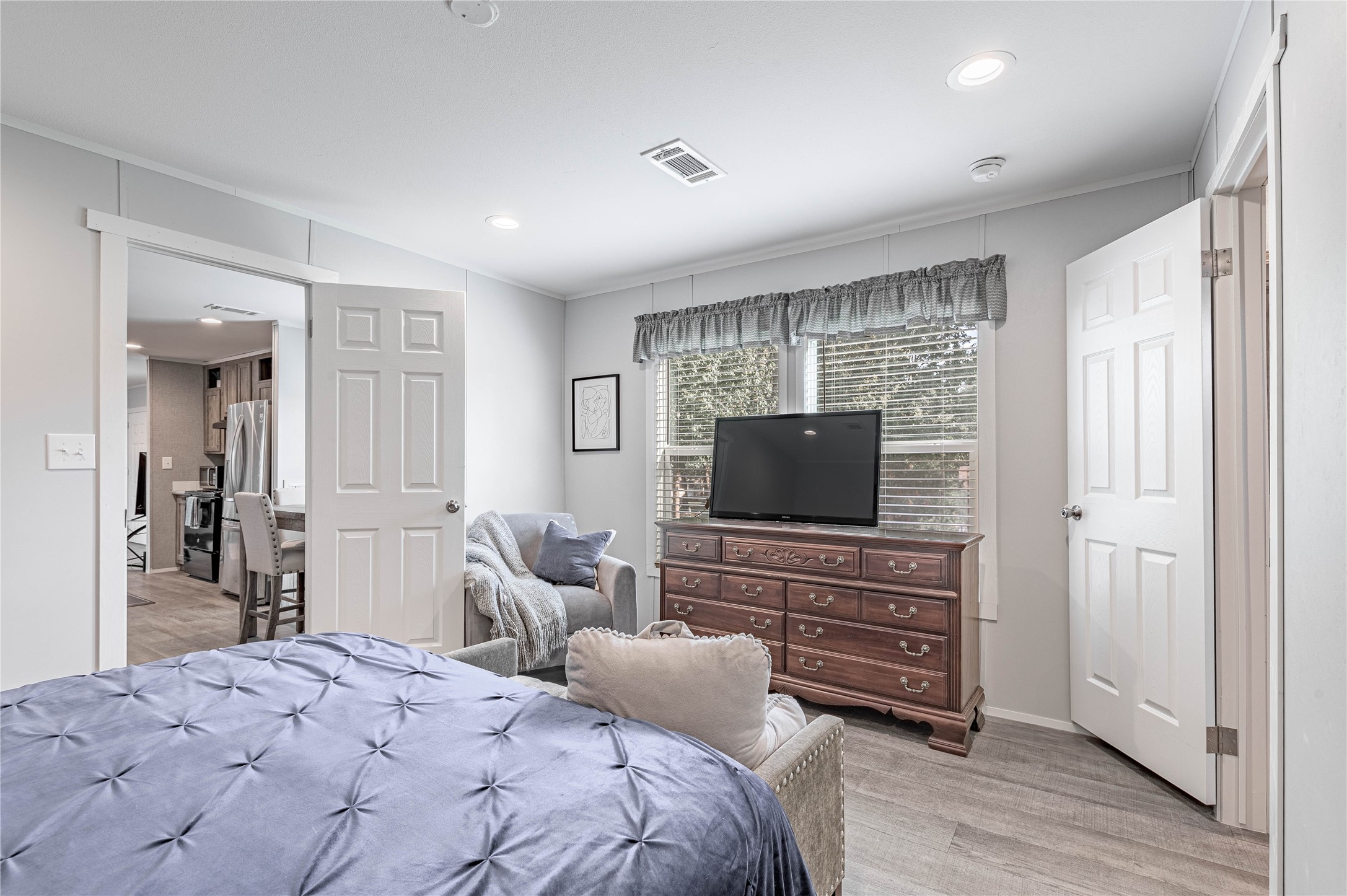 844 Harbor Point Drive Trinity, TX 75862 - Photo 16 of 32