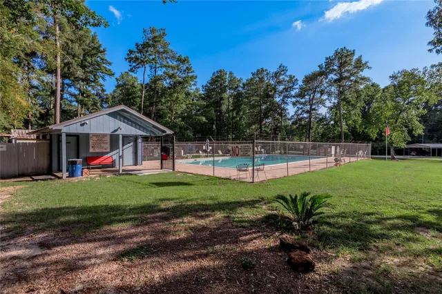 $149,900 | 844 Harbor Point Drive, Trinity, TX 75862