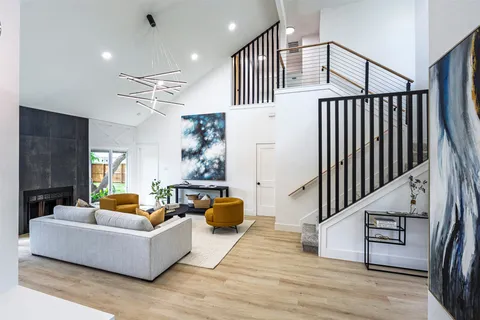 $720,000 | 9111 Hazelhurst Drive, Austin, TX 78729