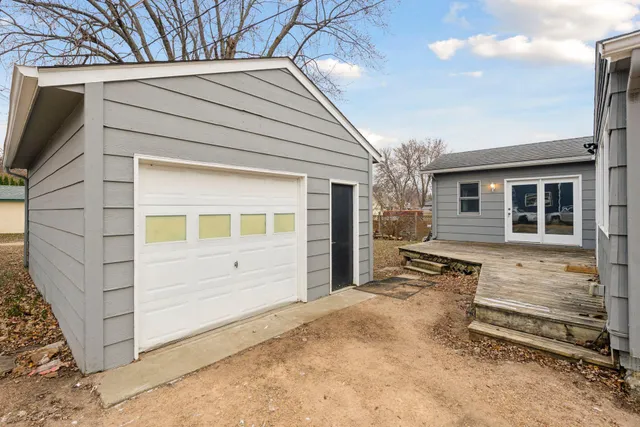 $299,900 | 528 Shakopee Avenue East, Shakopee, MN 55379