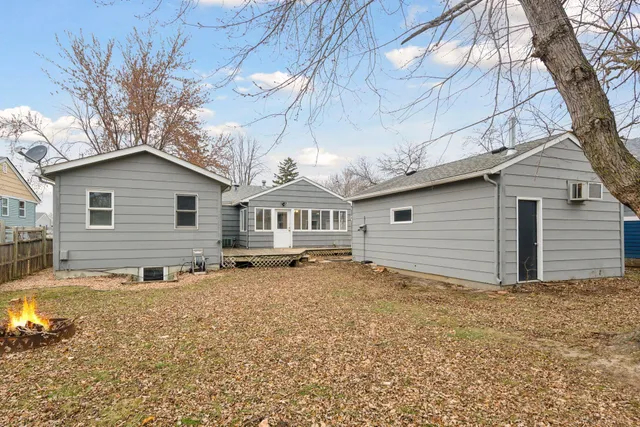 $299,900 | 528 Shakopee Avenue East, Shakopee, MN 55379