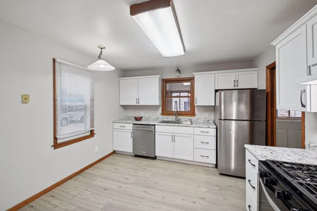 $299,900 | 528 Shakopee Avenue East, Shakopee, MN 55379