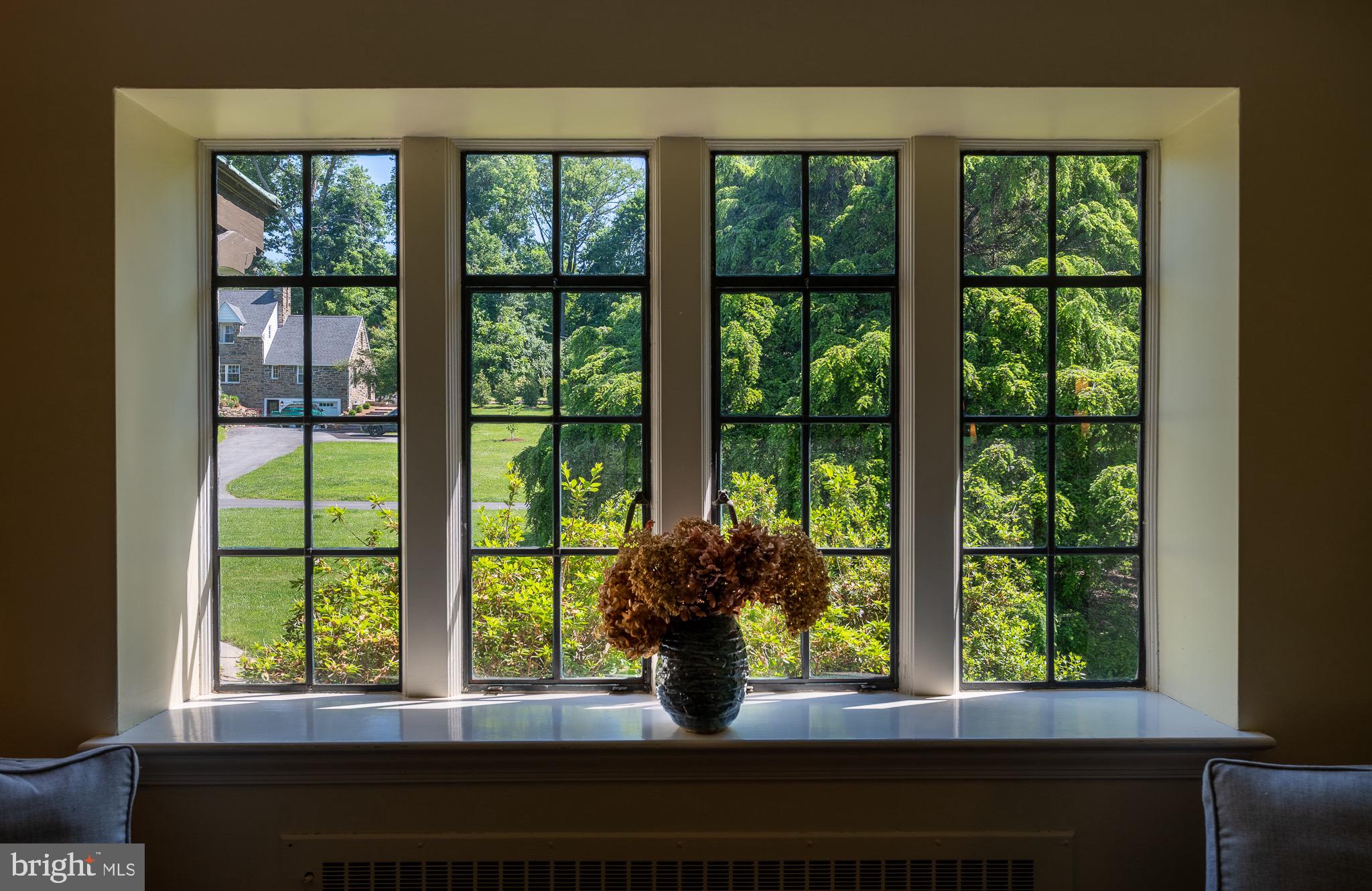 105 Stratford Road Wallingford, PA 19086 - Photo 13 of 40 Living Room Windows