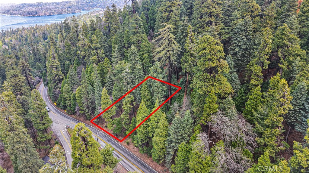 642 Rose Quartz Road Green Valley Lake, CA 92321 - Photo 7 of 11 a view of a balcony with lawn chairs
