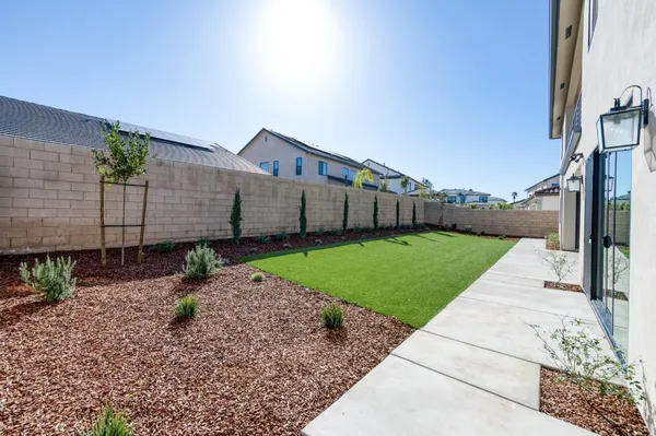 $1,648,000 | 11610 North Range Vw Drive, Fresno, CA 93730