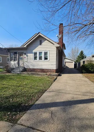 $85,000 | 915 Van Wie Avenue, Rockford, IL 61103