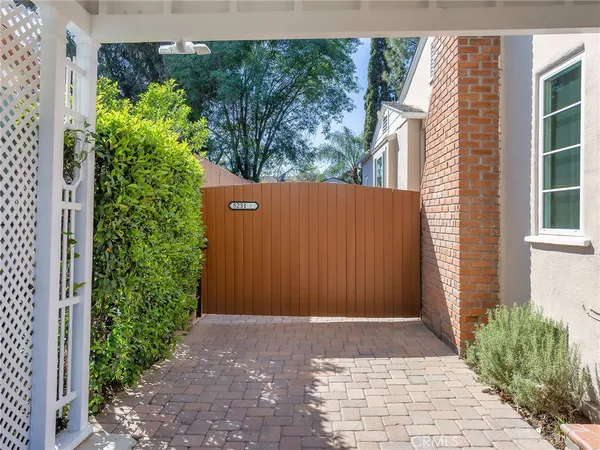 $1,249,942 | 5233 Lemp Avenue, Valley Village, CA 91601