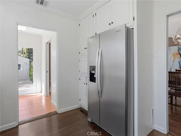 $1,249,942 | 5233 Lemp Avenue, Valley Village, CA 91601