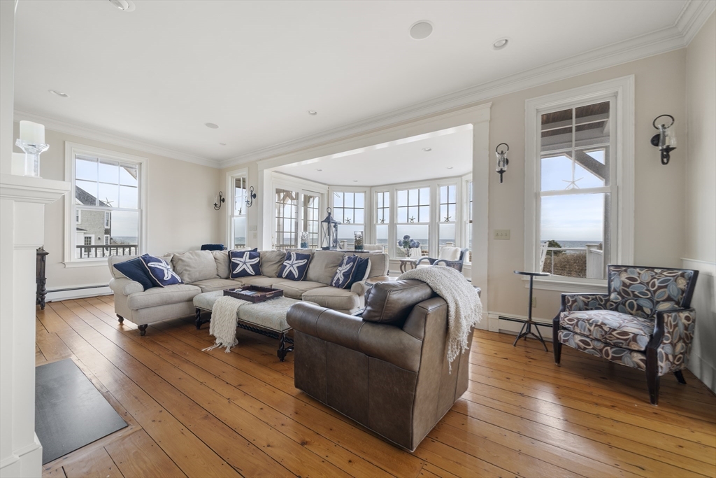 119 Mann Hill Road Scituate, MA 02066 - Photo 14 of 32