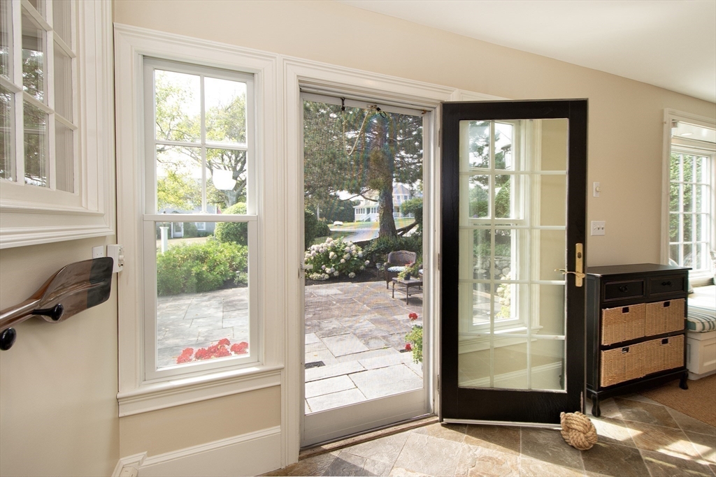 119 Mann Hill Road Scituate, MA 02066 - Photo 26 of 32