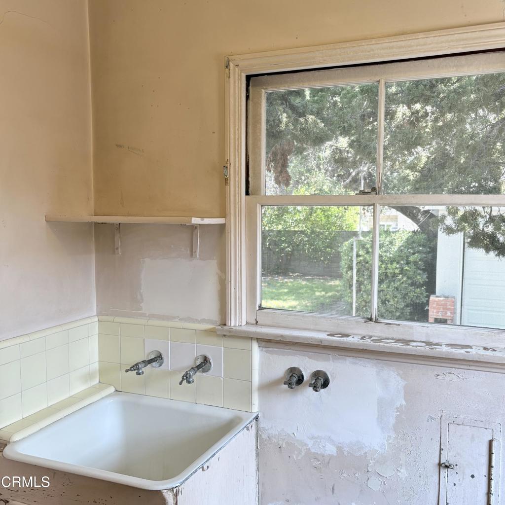 1000 Del Rey Avenue Pasadena, CA 91107 - Photo 13 of 23 IMG_0283