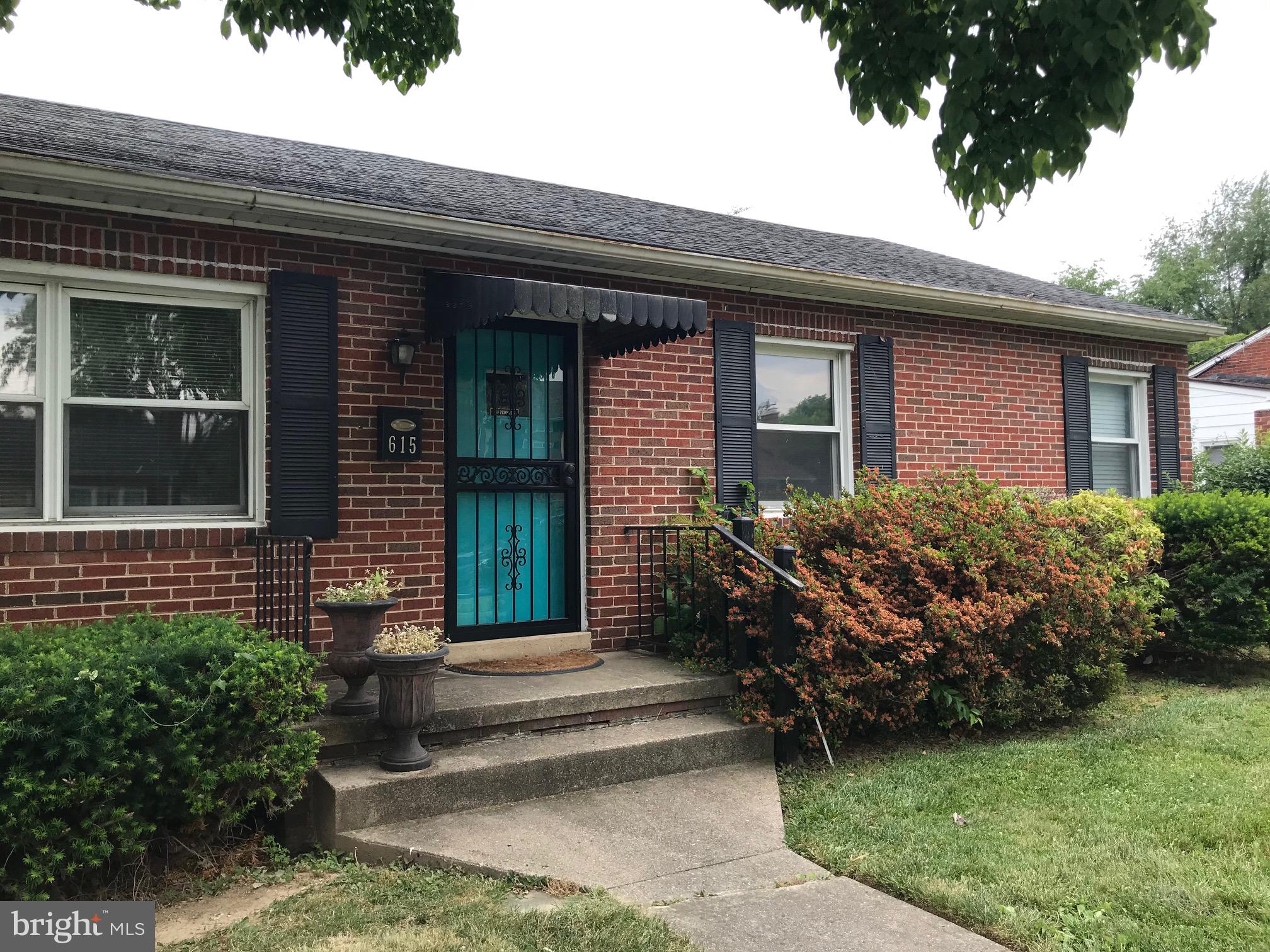 615 Biggs Avenue Frederick, MD 21702 - Photo 3 of 23