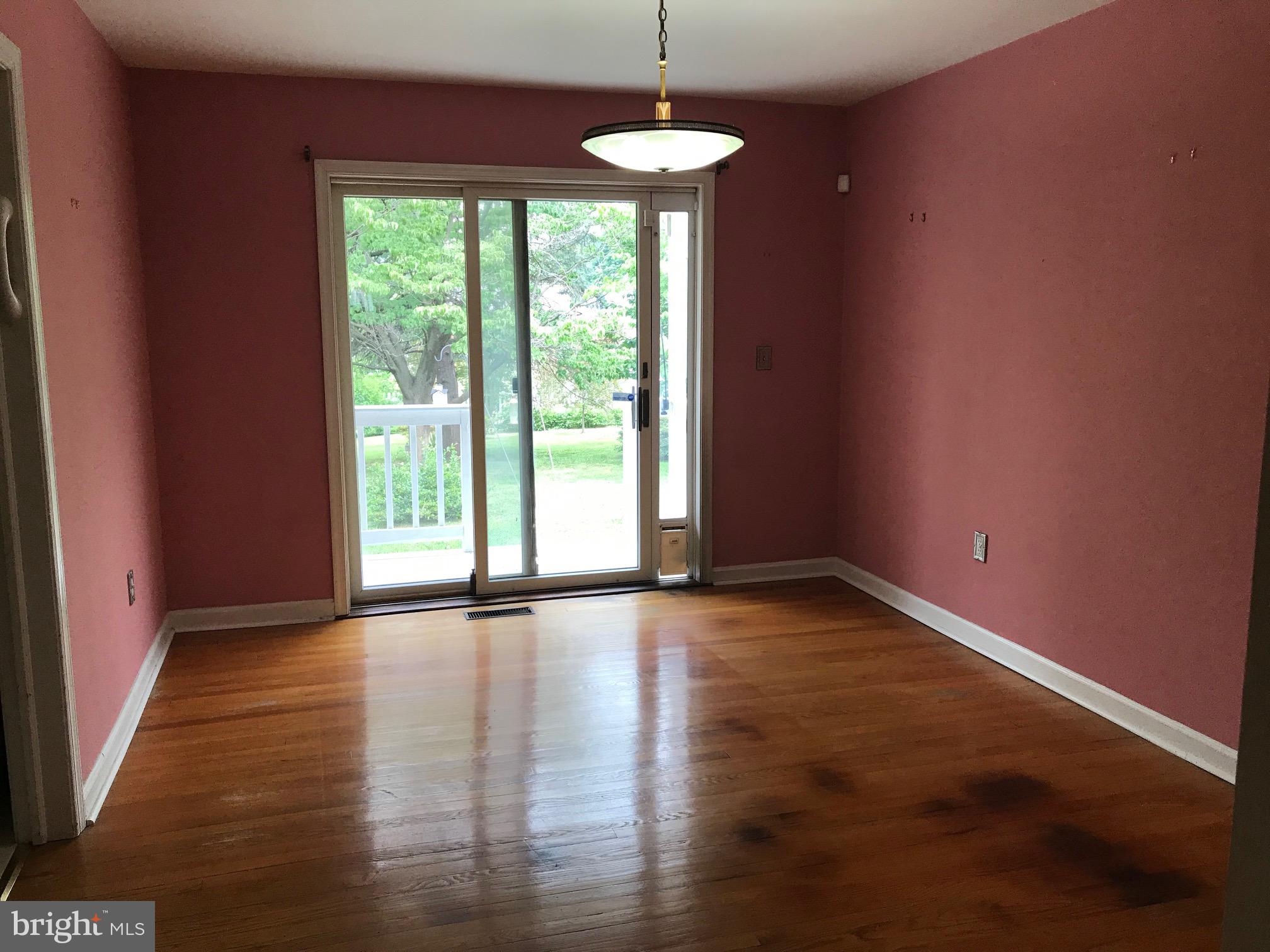 615 Biggs Avenue Frederick, MD 21702 - Photo 5 of 23