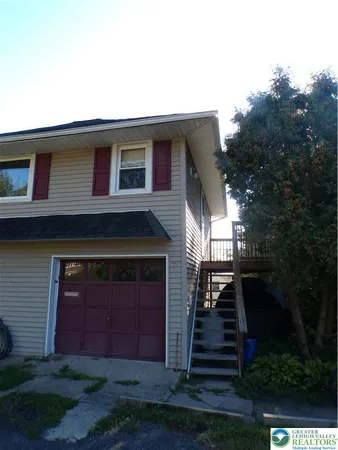 $975 | 59 South Delaware Drive, Unit 2, Bangor, PA 18013