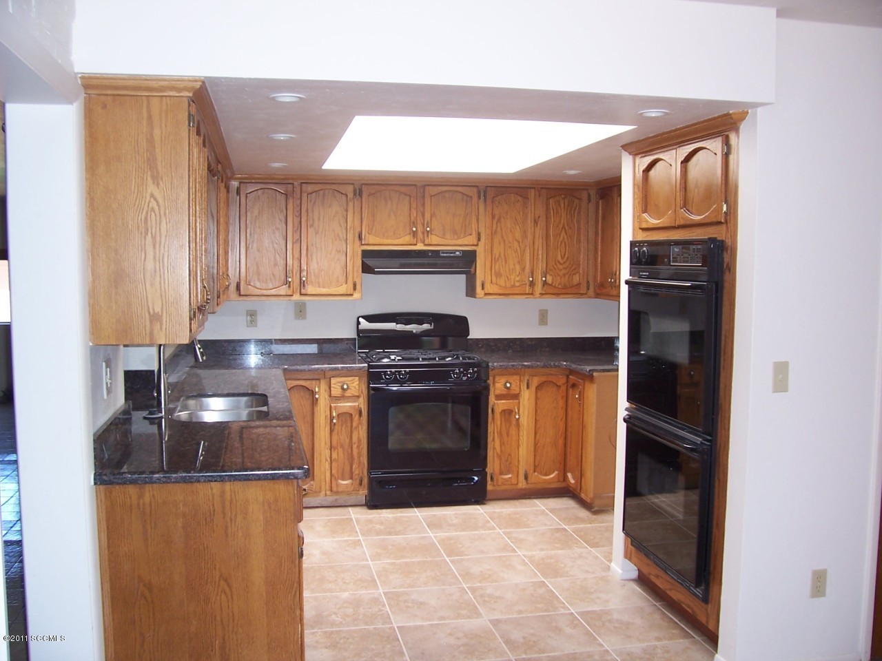 404 Clover Street Rio Rico, AZ 85648 - Photo 11 of 14