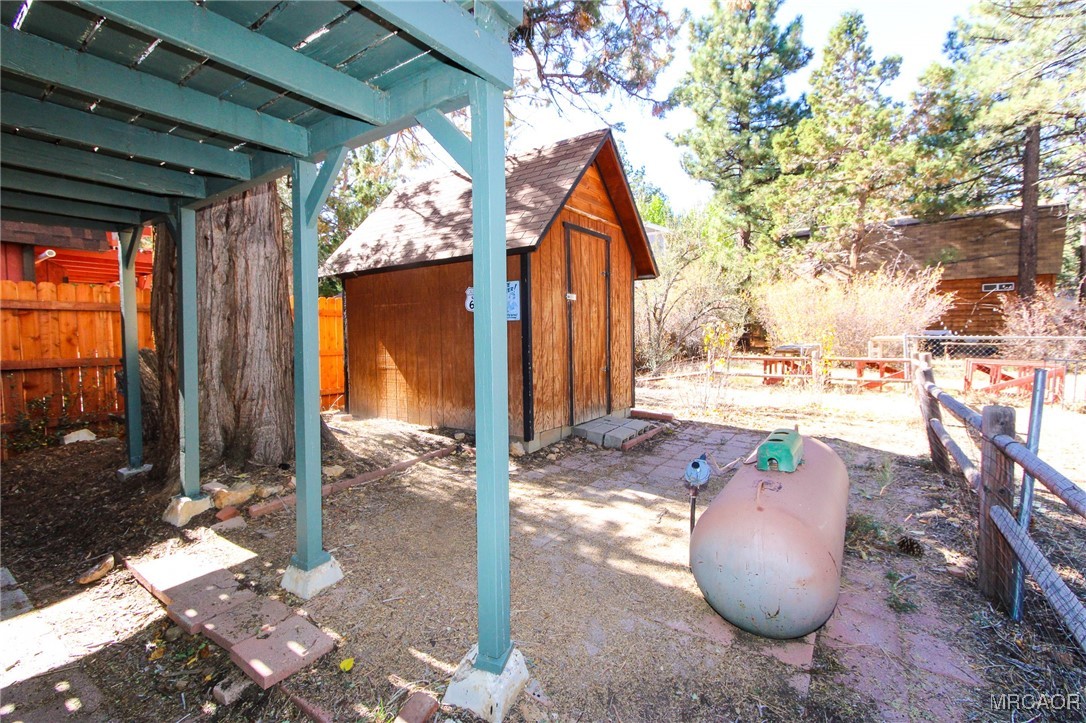 692 San Bernardino Avenue Sugarloaf, CA 92386 - Photo 19 of 20 a view of outdoor space yard and patio