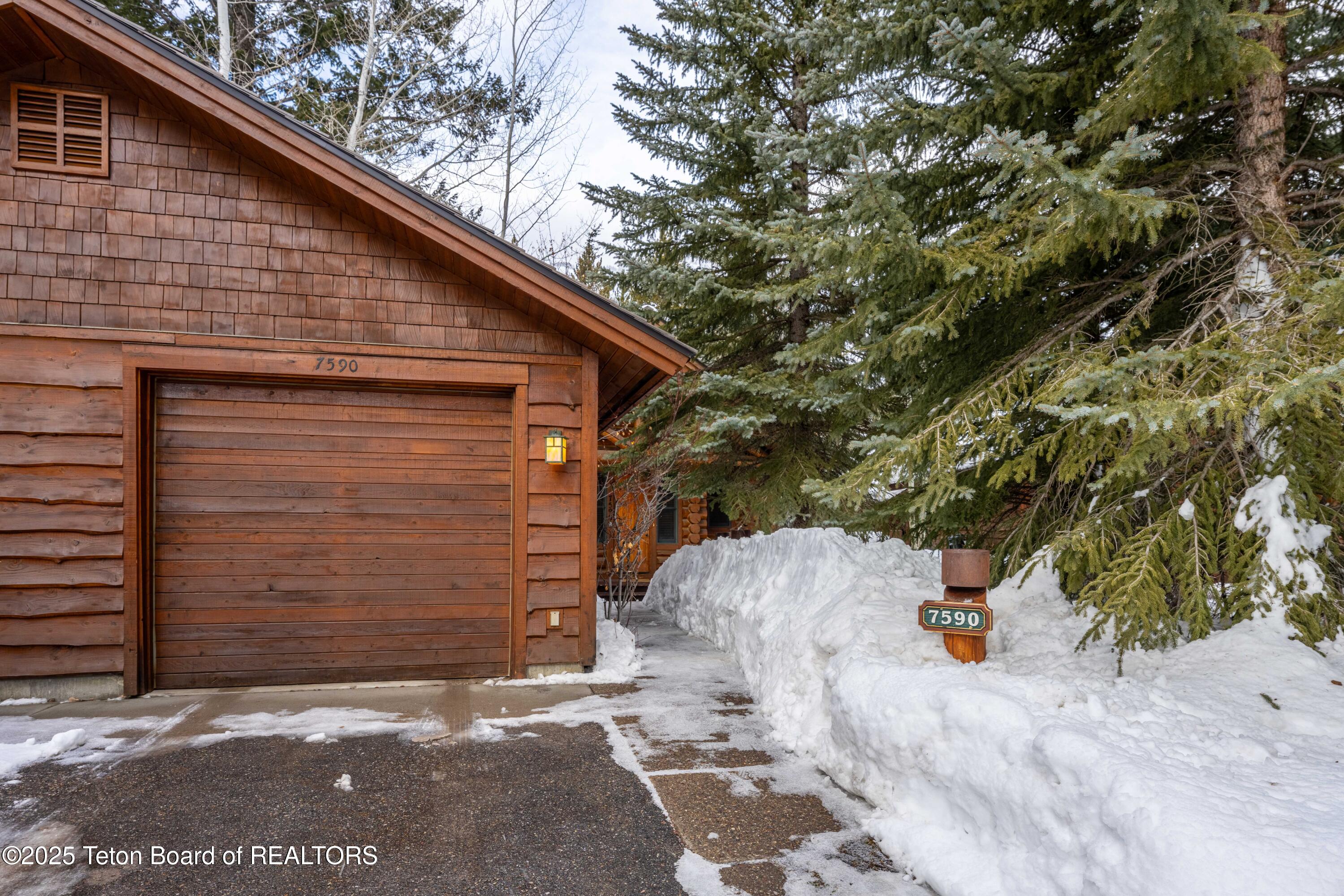 7590 Obsidian Road Teton Village, WY 83025 - Photo 3 of 24 Private Garage