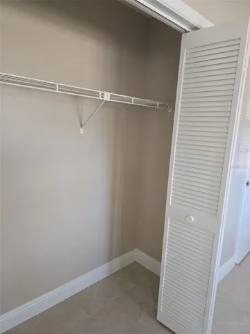 $2,200 | 7251 McGinnes Court, Weeki Wachee, FL 34613