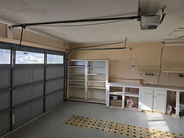 $2,200 | 7251 McGinnes Court, Weeki Wachee, FL 34613