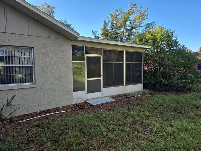 $2,200 | 7251 McGinnes Court, Weeki Wachee, FL 34613