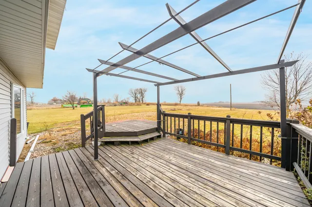 $575,000 | 1531 Waukau Road, Omro, WI 54963