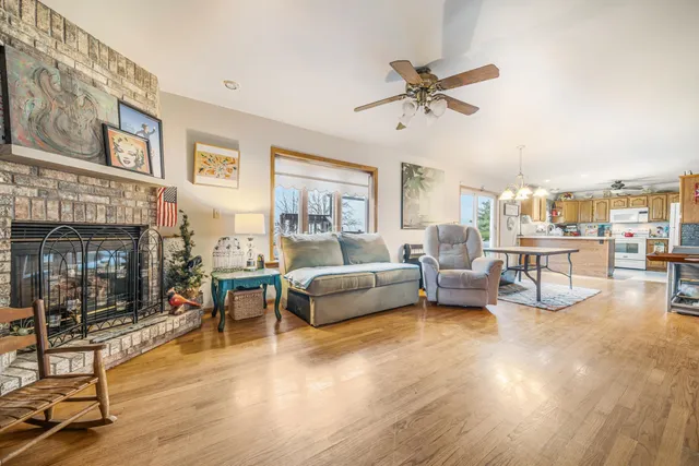 $575,000 | 1531 Waukau Road, Omro, WI 54963