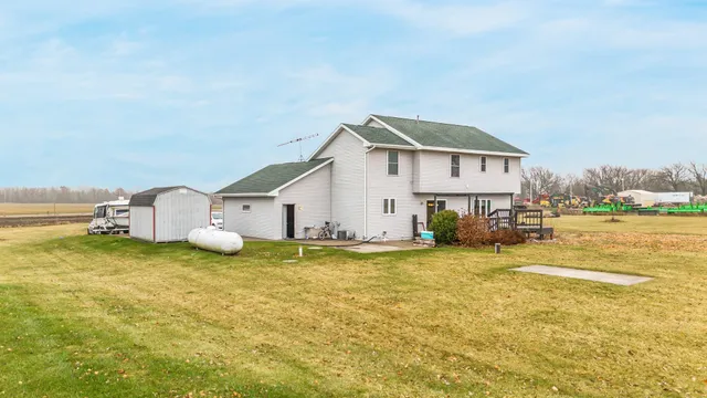 $575,000 | 1531 Waukau Road, Omro, WI 54963
