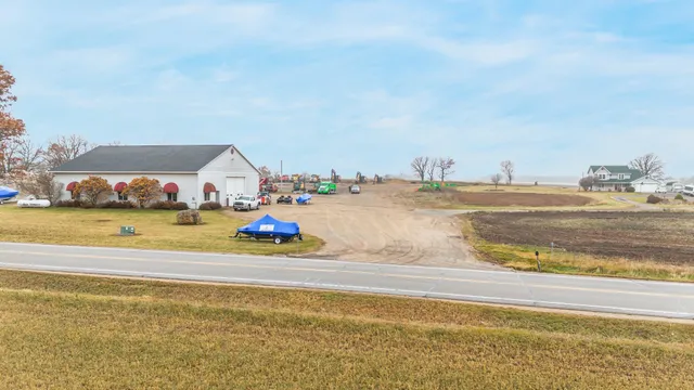 $575,000 | 1531 Waukau Road, Omro, WI 54963