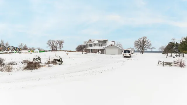$575,000 | 1531 Waukau Road, Omro, WI 54963