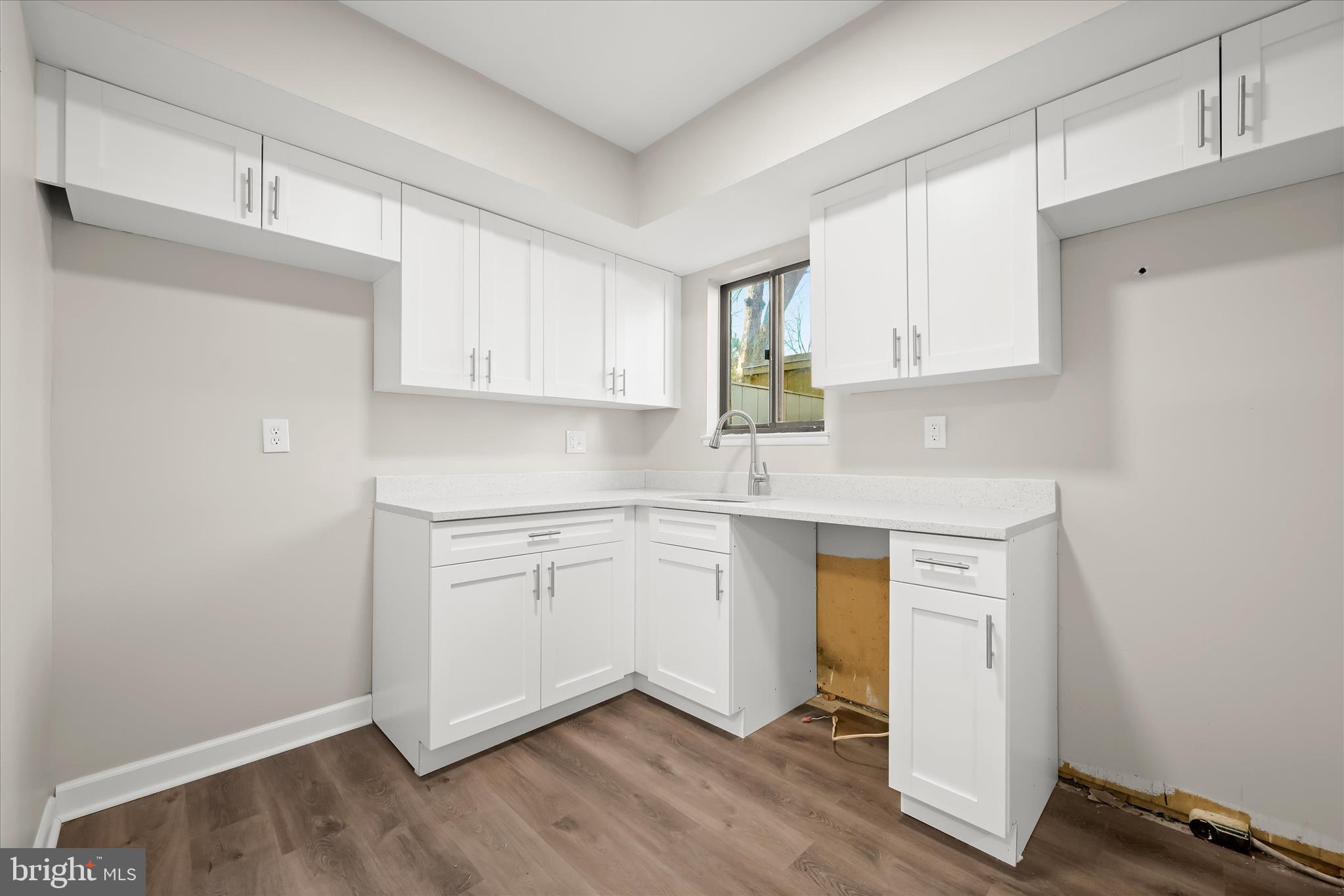 8869 Tamebird Court, Unit D T22 Columbia, MD 21045 - Photo 15 of 39 Updated kitchen