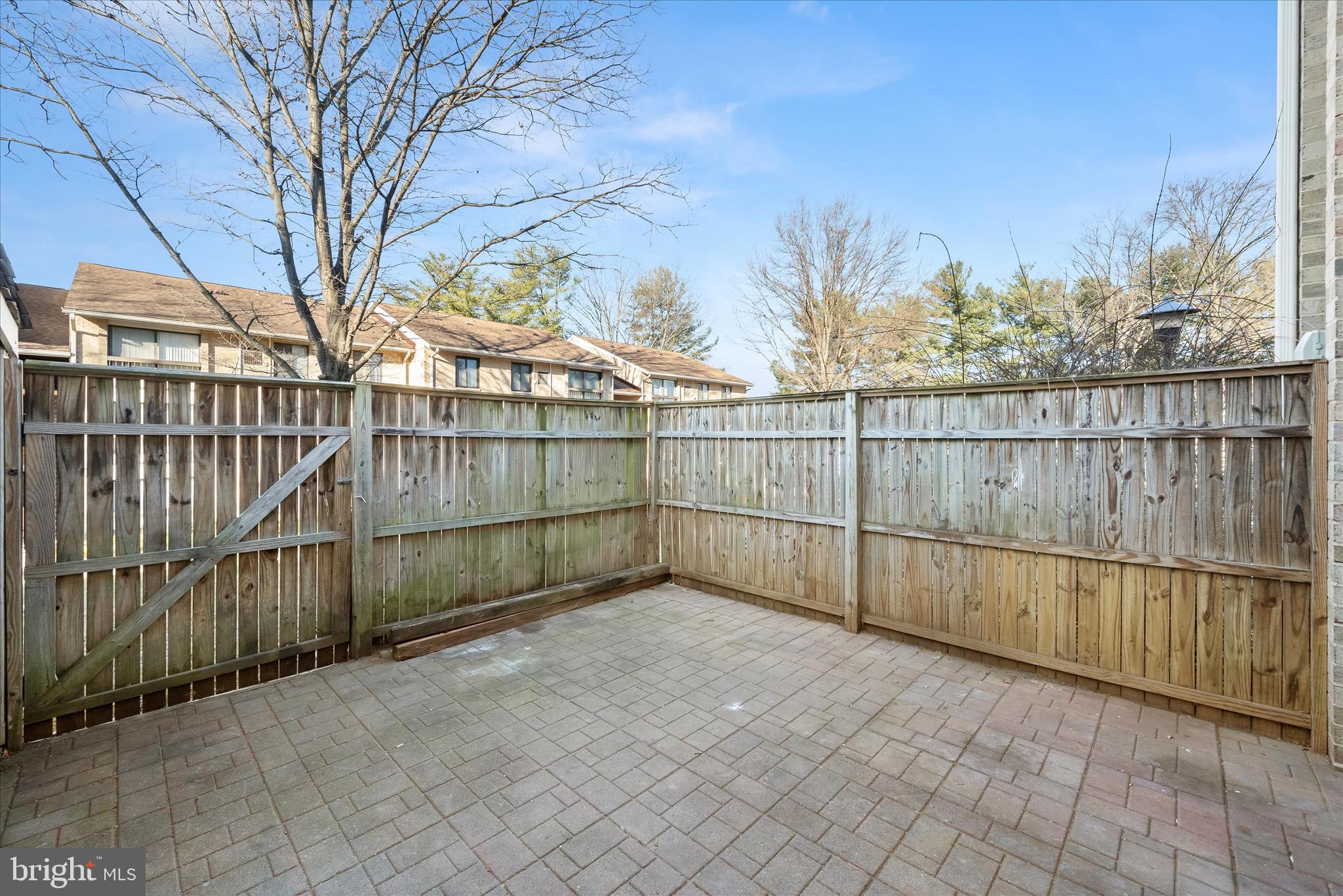 8869 Tamebird Court, Unit D T22 Columbia, MD 21045 - Photo 29 of 39 Privacy fenced yard