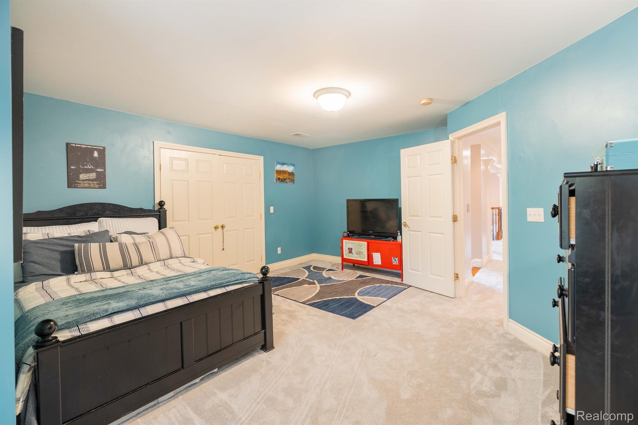 8740 Ridge Road Canton, MI 48187 - Photo 39 of 68 Gallery Image 39
