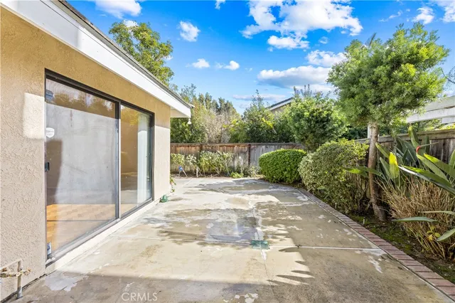 a view of a backyard with garden