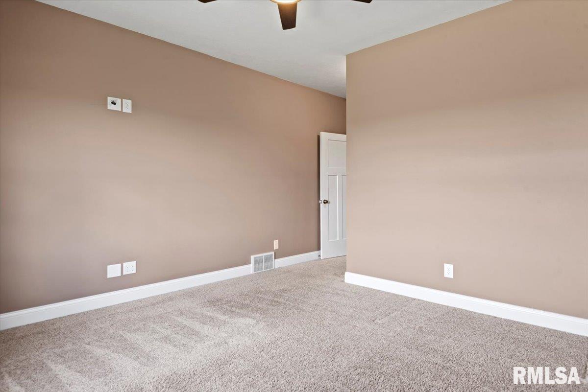 825 Nine Rock Road Sherman, IL 62684 - Photo 32 of 67 Gallery Image 32