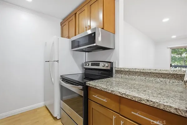 $3,400 | 3604 West Estates Lane, Unit 201, Rolling Hills Estates, CA 90274