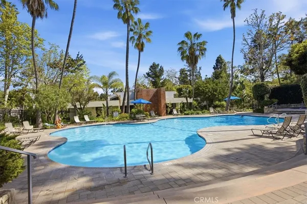 $3,400 | 3604 West Estates Lane, Unit 201, Rolling Hills Estates, CA 90274